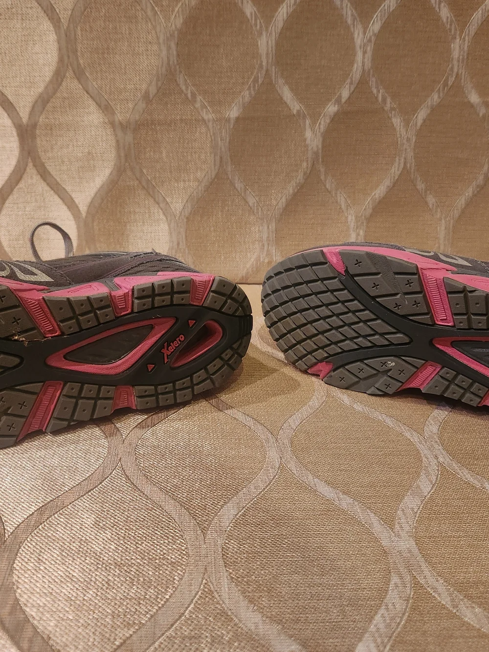 Women’s Gray Athletic Sneakers with Pink Accents — Comfort Run WIDE width